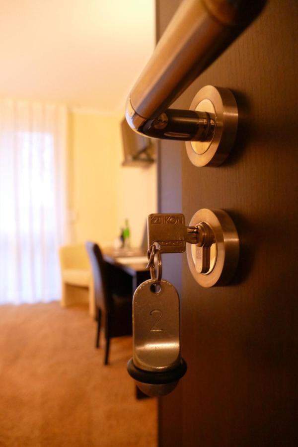 Hotel O'Felder Osterrönfeld Екстериор снимка